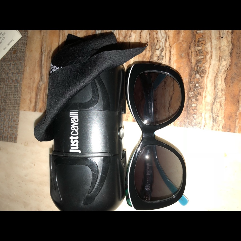 Roberto CaValli sunglasses